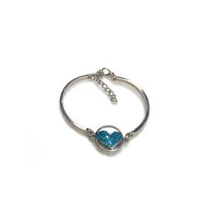 Silvertone Crystal Heart Bracelet 7 Inch Lobster Clasp